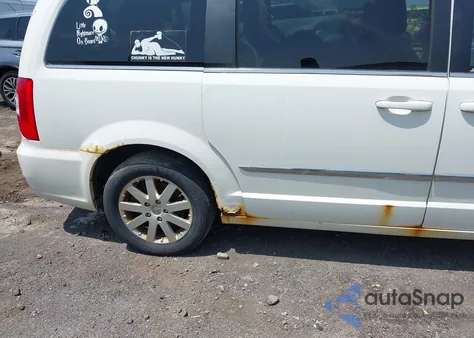 2012 Chrysler Town & Country Touring from USA, damaged, VIN 2C4RC1BG8CR412174